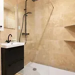 Pour 2 Personnes Aux Portes Du Marais アパート *