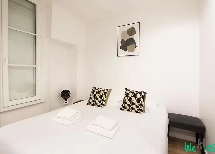 Nid Douillet Aux Portes Du Marais